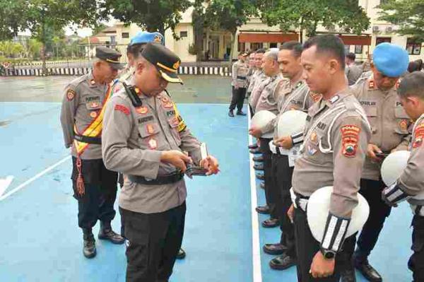 Izin Penggunaan Senjata Personel Karanganyar Dicek Propam, Wakapolres : Jangan Disalahgunakan