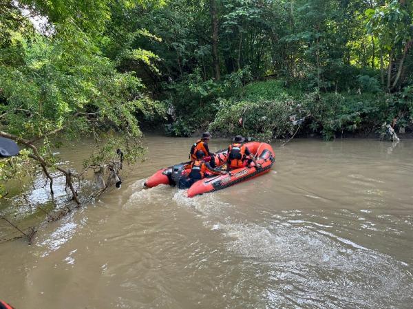 Bocah 8 Tahun Diduga Tenggelam di Sungai Kedung Cimuris Brebes, Tim SAR Lakukan Pencarian Intensif