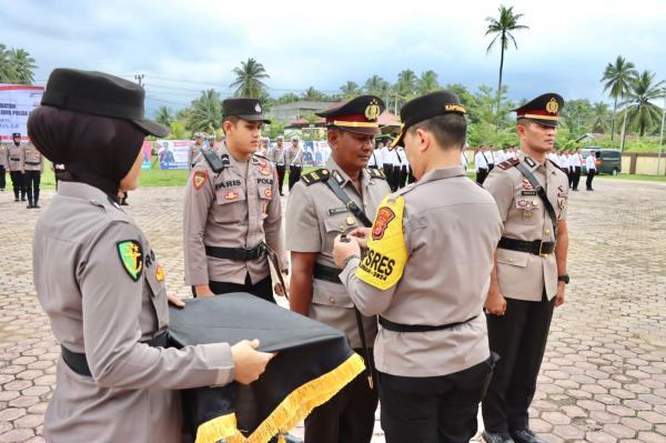 Serah Terima Jabatan Kapolsek Bandar Dua: Momentum Regenerasi dan Peningkatan Kinerja Polri