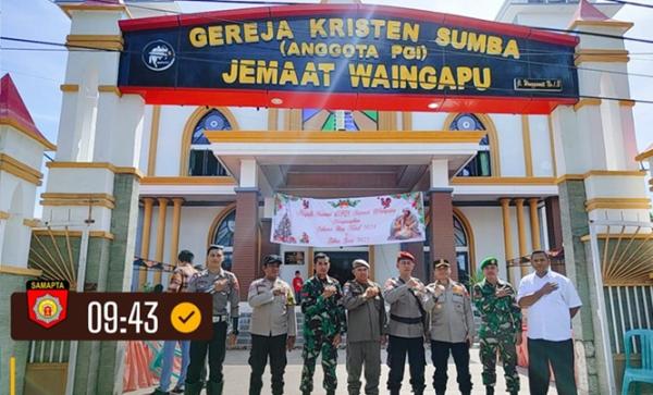 Sinergi TNI-Polri Ciptakan Natal yang Aman dan Nyaman di Sumba Timur