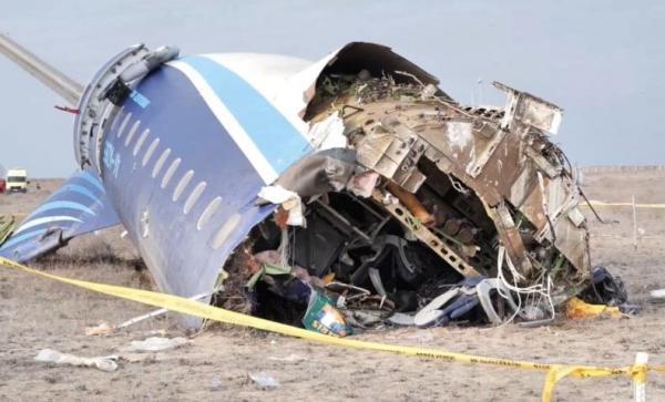 Terkini! Jumlah Korban Pesawat Azerbaijan Airlines Jatuh: 38 Orang Tewas, 29 Luka