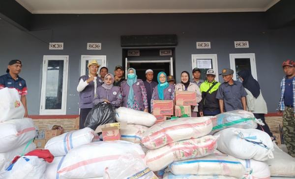 Aksi Solidaritas Kemanusiaan, DMI Jabar Bantu Warga Terdampak Bencana Sukabumi