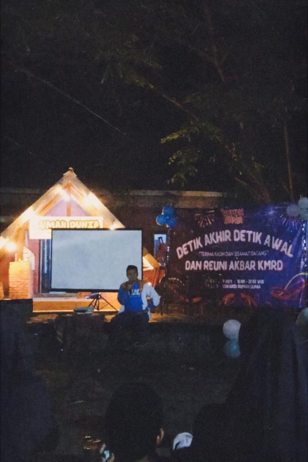 Detik Akhir Detik Awal: Reuni Akbar, Sarasehan, dan Mengenang Almarhum Presiden Rumah Dunia