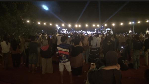 Video! Gubernur Jabar Terpilih Dedi Mulyadi Hidangkan 17.000 Sate di Malam Tahun Baru 2025