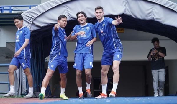 Zalnando Kembali Gabung Latihan, Persib Siap Hadapi Bali United