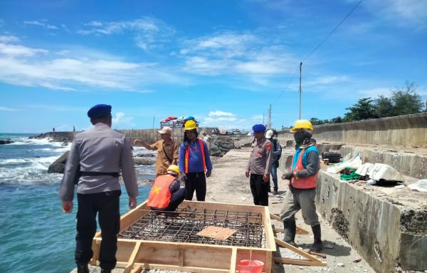 Polairud Cianjur Imbau Nelayan Tetap Waspada Saat Melaut dan Gelombang Tinggi