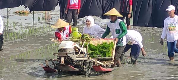 Dukung Kemandirian Pangan, Kejati Jatim Luncurkan Program 'Jaksa Sahabat Tani'