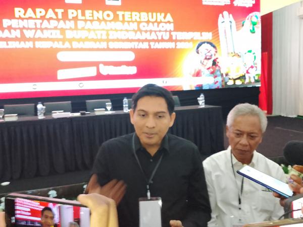 KPU Indramayu Tetapkan Lucky Hakim dan Syaefudin Sebagai Bupati dan Wakil Bupati Indramayu 