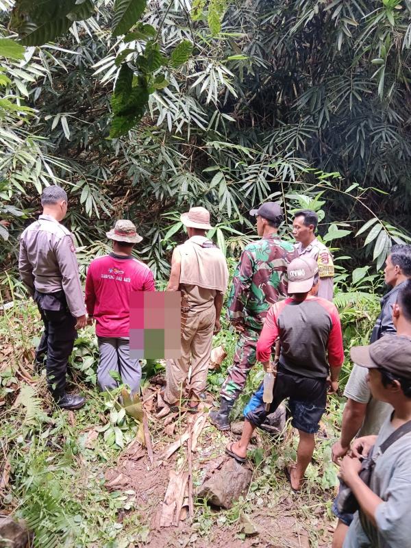 Geger! Mayat Seorang Pria Ditemukan di Semak-semak Pinggir Sungai Sukir Jukubatu Banjit