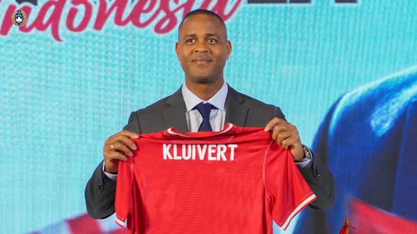 Tiba di Indonesia, Patrick Kluivert Beri Bocoran Formasi yang Akan Diterapkan Skuad Garuda