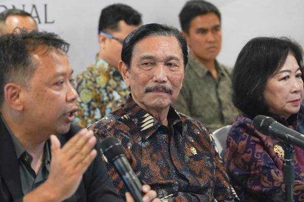 Nunggak Pajak Gak Bisa Urus SIM hingga Paspor? Ini Tanggapan Luhut