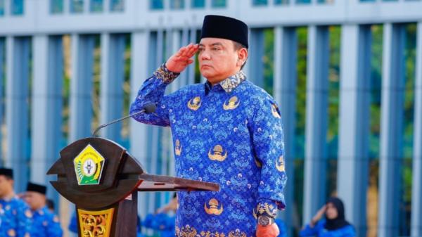 Pj Gubernur Sultra Pimpin Upacara Hari Kesadaran Nasional: Komitmen Tingkatkan Layanan Publik