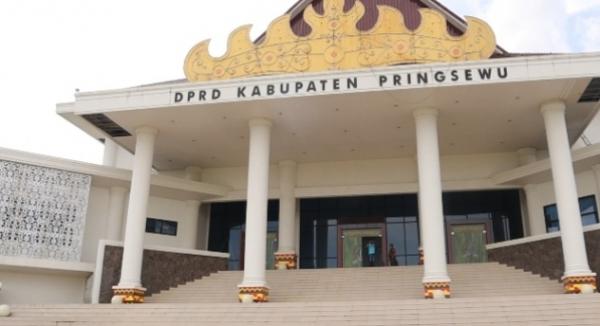 Sekretariat DPRD Pringsewu Alokasikan Rp150 Juta untuk Asuransi Gedung dan aset