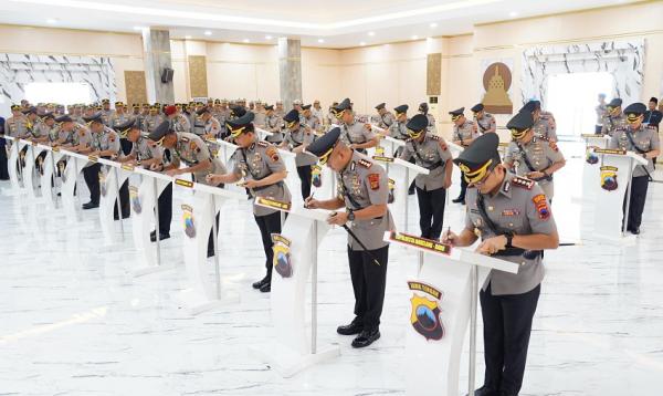 Polda Jateng Gelar Sertijab, Rotasi 18 Jabatan Strategis Diantaranya Jabatan Kapolres Grobogan