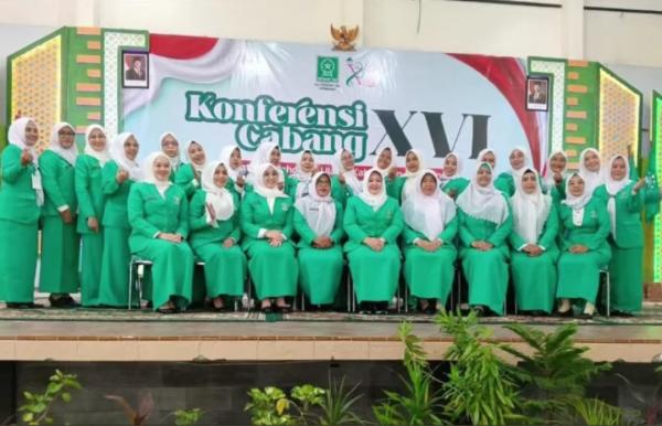 Terpilih Aklamasi di Konfercab ke XVII, Ning Eli jadi Ketua PC Fatayat NU Jombang Lagi