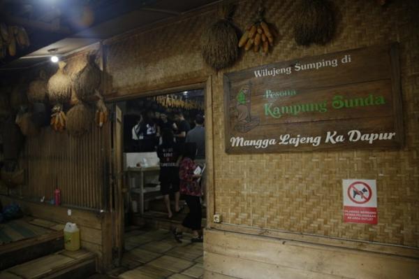 Pesona Kampung Sunda, Resto di Kota Bandung ala Rumah Nenek