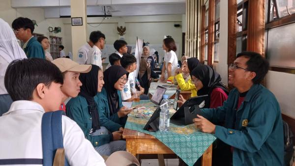 Education Fair 2025 SMAN 5 Kota Tasikmalaya Hadirkan 22 Perguruan Tinggi