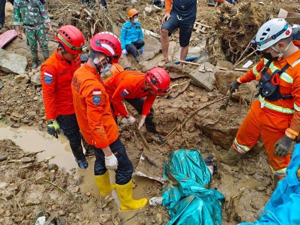 Pencarian Hari Keempat Longsor Petungkriyono, Tim SAR Temukan 3 Korban Meninggal 