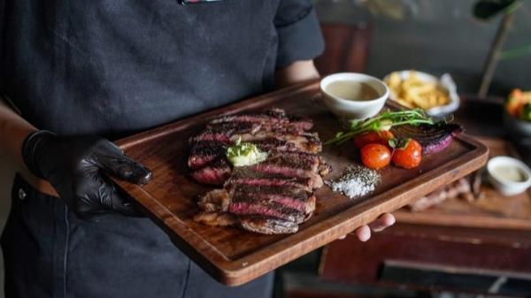 Tak Perlu Khawatir Konsumsi Daging Kurban, Ini Resep Aman dari Menkes Budi