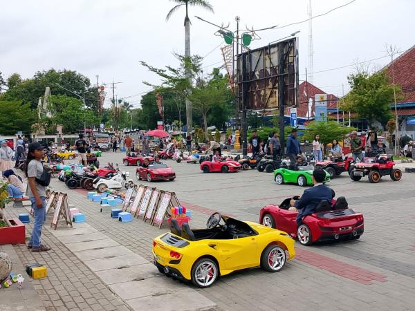 Alun-alun Puspawangi Indramayu, Jadi Alternatif Wisata Murah Meriah di Pusat Kota Saat Liburan