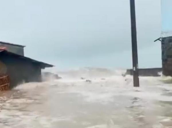 Banjir Rob dan Tanggul Jebol Ratusan Rumah di Indramayu Terkena Dampak, Lima Rusak Parah