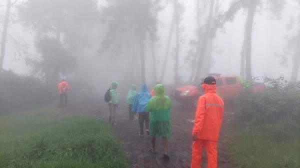 3 Pendaki Ditemukan Selamat Usai Dikabarkan Hilang Kontak Gunung Slamet