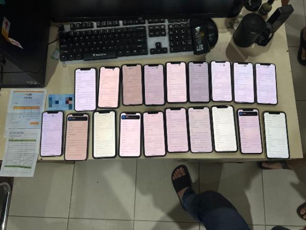 Modus Joki IMEI Ponsel Masih Marak di Batam, BC Amankan Puluhan iPhone