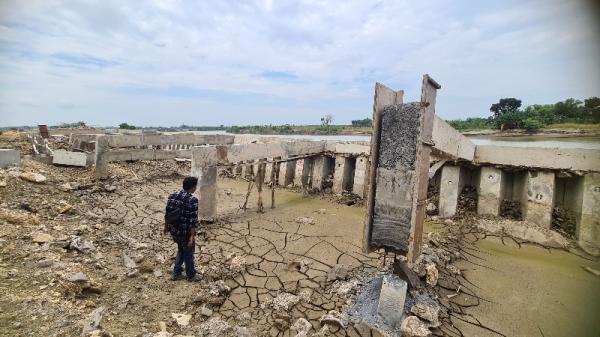 Lelang Proyek Penahan Tebing Rp40 Miliar yang Rusak di Bojonegoro, Diikuti 130 Peserta