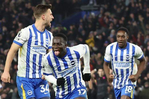 Hasil Bola Tadi Malam: Yankuba Minteh Cetak Brace, Brighton Bantai Chelsea 3-0