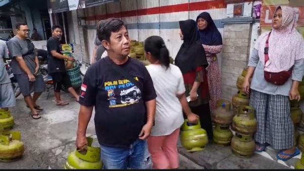 Sudah Hampir 3 Minggu, Warga Blora Kesulitan Mencari Gas Melon