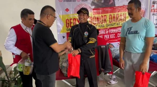 Jelang Ramadan Kecamatan Cikajang  Bersama, PMI dan YGBP Gelar Donor Darah