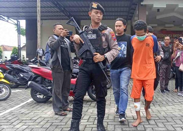 Inilah Tampang Pelaku Mutilasi di Jombang, Pincang Kaki Kanan Ditembak Polisi