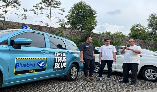 Solusi Mobilitas Warga Bandung, Bluebird Luncurkan Kampanye TrueBlue