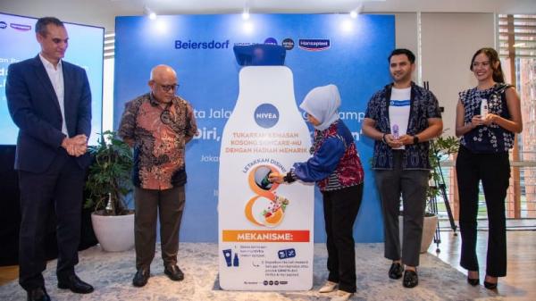 Dari Tutup Deodoran Daur Ulang Hingga Stasiun Sampah: Komitmen Beiersdorf untuk Bumi yang Lebih Baik