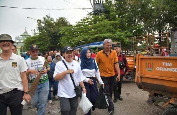 Peringati HPSN, Agustina Siap Luncurkan Program Pilah Sampah di Tingkat RT