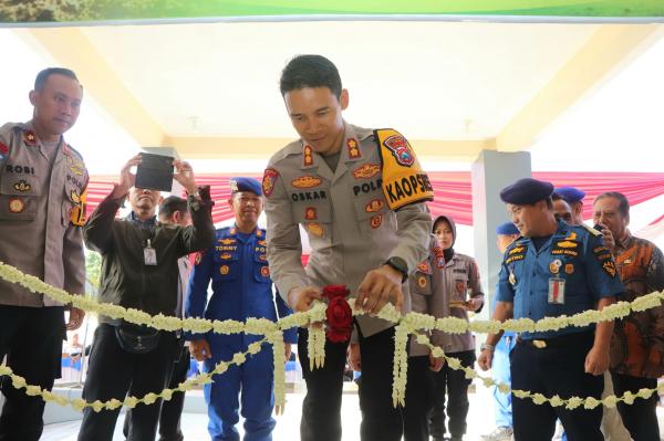 Kapolres Tuban Resmikan Markas Komando Polair Polres Tuban di Pesisir Pantai Utara Kecamatan Bancar