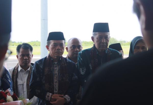 LAM Gelar Seloko Adat Sambut Gubernur dan Wakil Gubernur Jambi