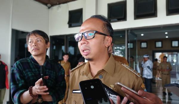 Pemkot Tasikmalaya Belum Resmi Atur Jam Kerja ASN Selama Ramadan, Wali Kota: Kita Diskusikan Dulu Pemkot Tasikmalaya Belum Resmi Atur Jam Kerja ASN Selama Ramadan, Wali Kota: Kita Diskusikan Dulu