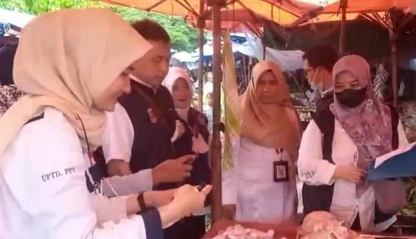 BPOM Provinsi Banten Lakukan Intensifikasi Pengawas di Pasar Keranggot Cilegon Selama Ramadhan