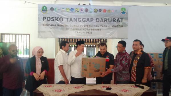 DPD RI Salurkan Bantuan untuk Korban Banjir, Tekankan Pentingnya Mitigasi Jangka Panjang