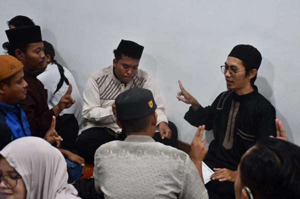 Kilang Pertamina Balongan Isi Bulan Ramadan dengan Belajar Al Qur’an dalam Bahasa Isyarat