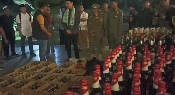 Satpol PP Cianjur Amankan 660 Botol Miras, Bupati Wahyu Ferdian: Razia Akan Terus Berlanjut