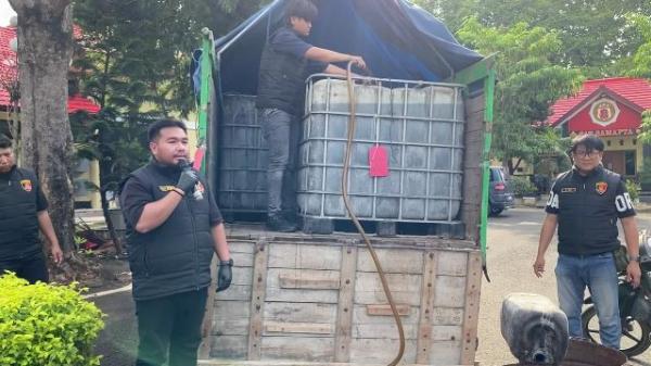 Polisi Gagalkan Penyalahgunaan BBM Bersubsidi di Tuban, Ribuan Ton Solar Diamankan