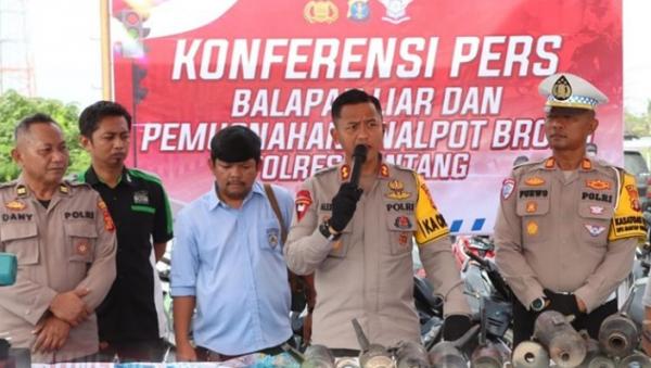 Operasi Penertiban Balapan Liar, Polres Bontang Sita 6 Sepeda Motor dan 147 Knalpot Brong