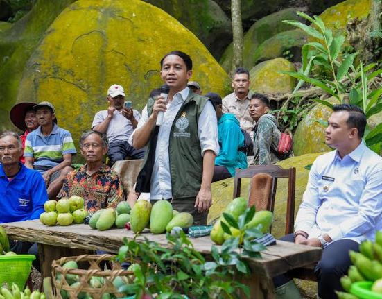 Petani Hutan Dipastikan Dapat Pupuk, Menhut : Tak Ada Lagi Stigma Jadi Anak Tiri