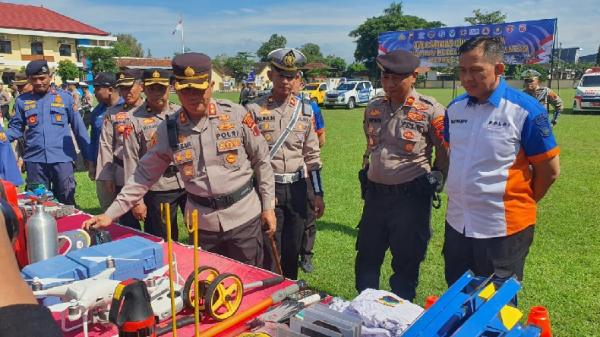 Polres Sragen Gelar Apel Satgas Quick Response untuk Penanganan Kecelakaan Lalu Lintas Jelang Mudik