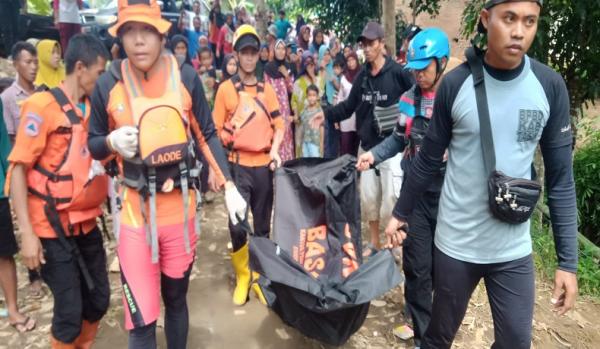 Balita yang Hanyut di Sungai Desa Bojongsari Berhasil Ditemukan dalam Kondisi Meninggal Dunia