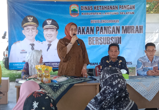 Pemerintah Lampung Selatan Adakan Gerakan Pangan Murah di Kelurahan Way Lubuk, Semua Serba 8 Ribu