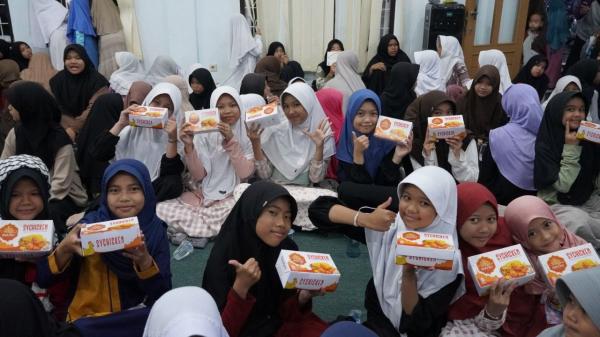 BAWA Salurkan Paket Ifthar Ceria ke 530 Santri Sanlatif Ramadhan 1446 H