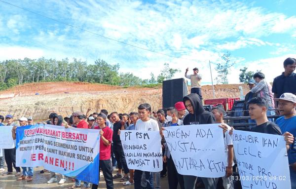 Forum Masyarakat Bersatu Way Kanan Gelar Aksi Damai di PT PSM Karang Umpu, Ini Tuntutannya